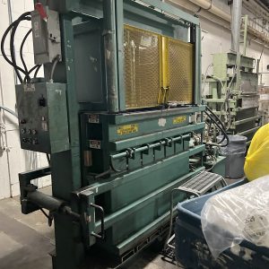 Double Door Vertical Balers, WS4012