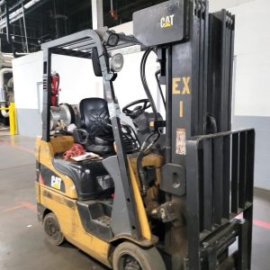 Lift Trucks at Pharr Yarns, WS4129